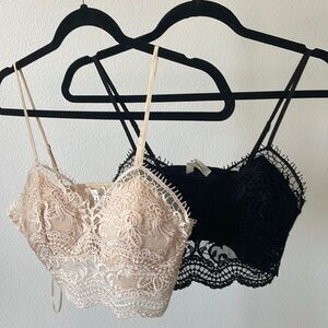Pack of Two Bralettes Laced Cream and Black